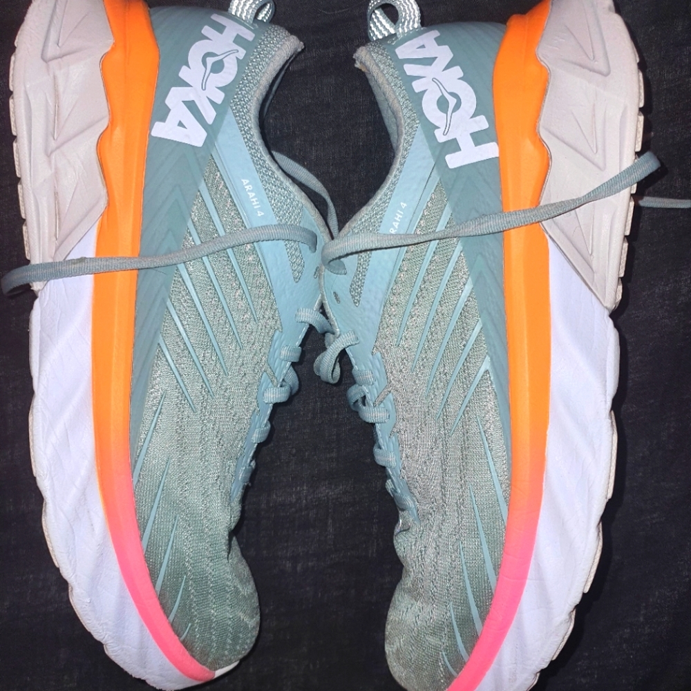 Hoka one one